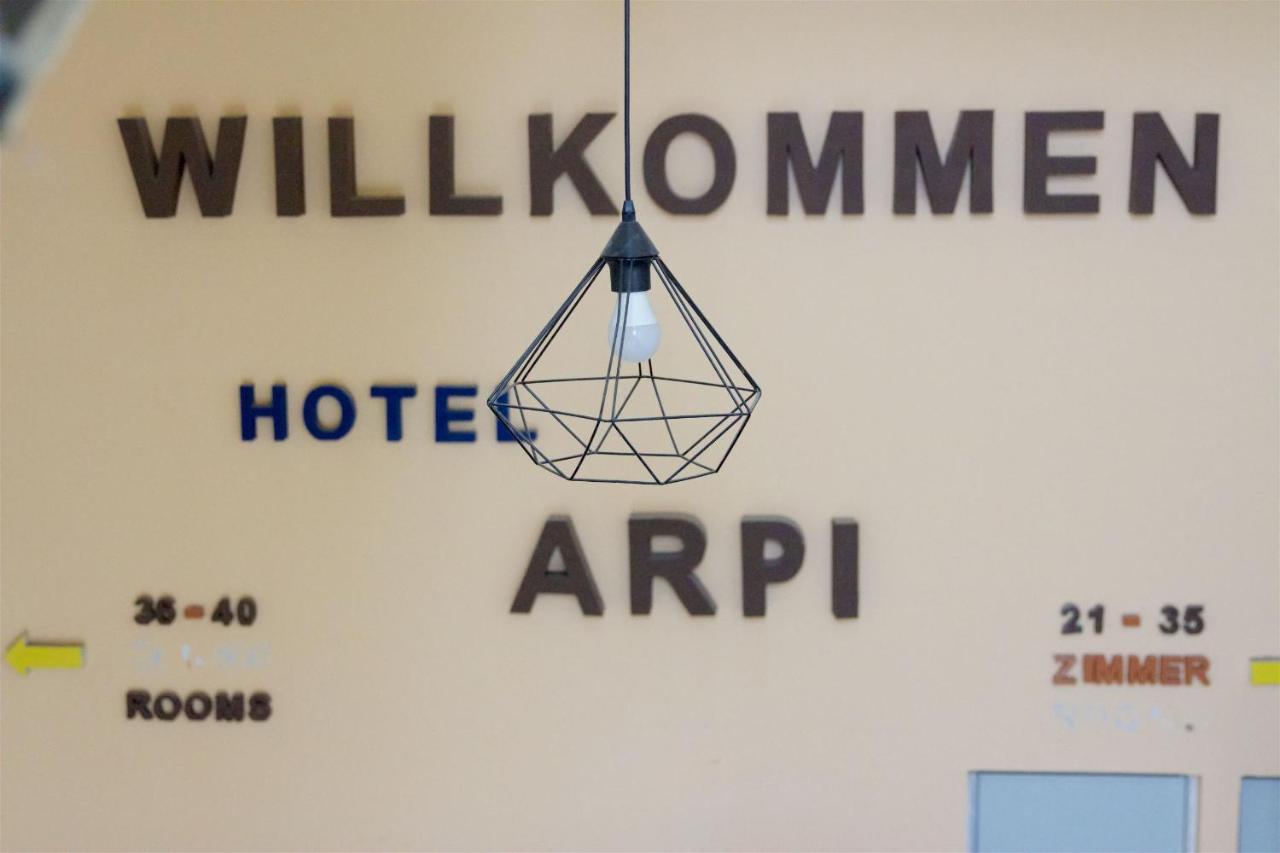Hotel Pension Arpi Vienna Exterior photo