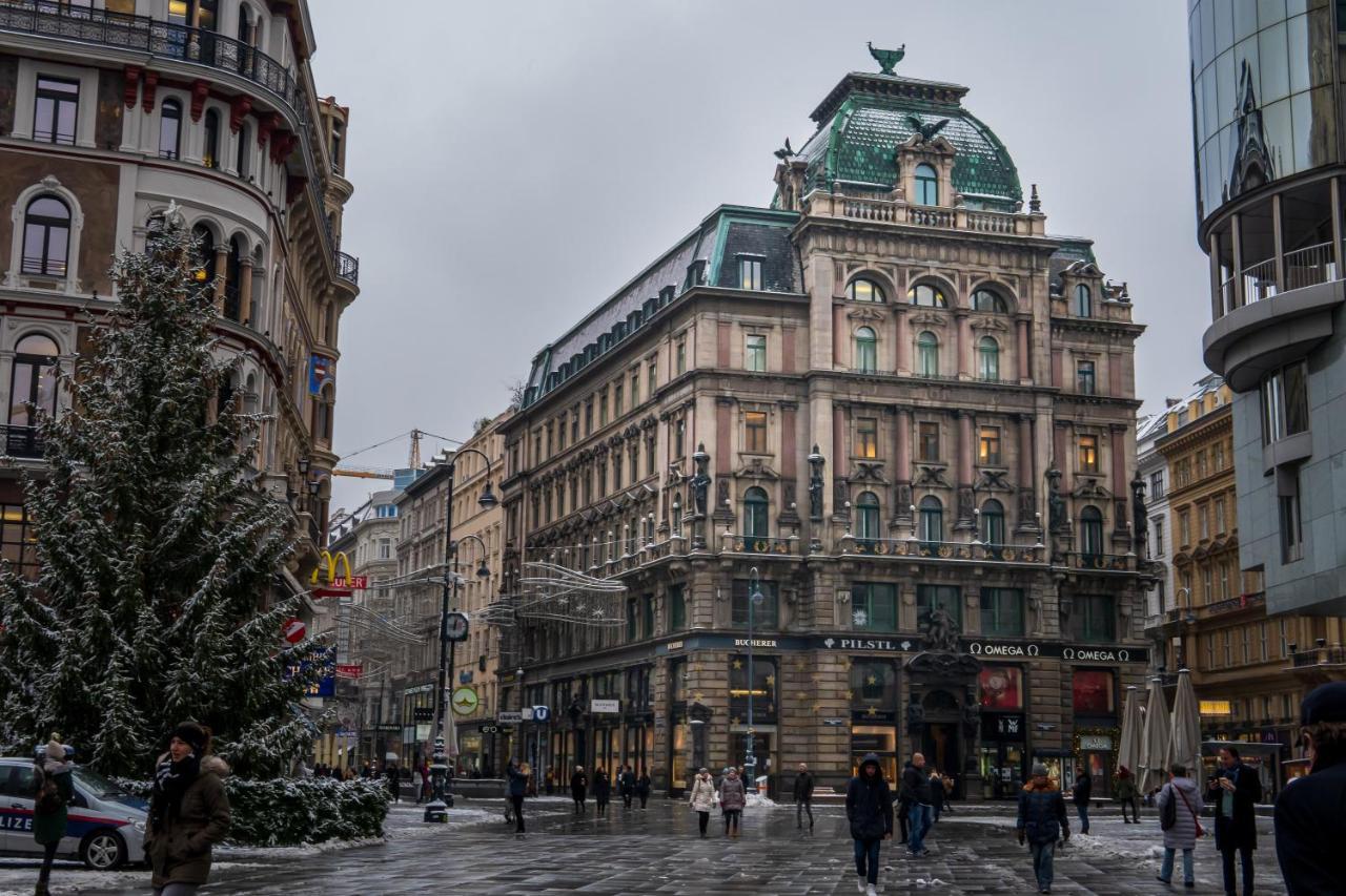 Hotel Pension Arpi Vienna Exterior photo