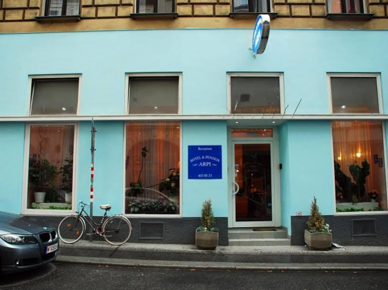 Hotel Pension Arpi Vienna Exterior photo